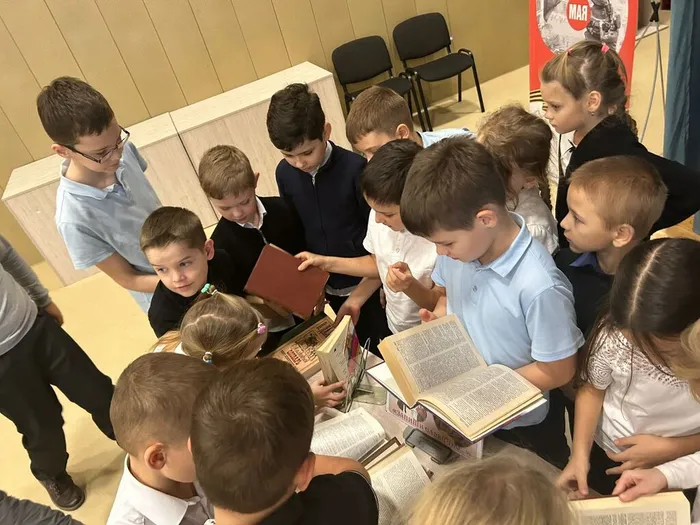 e5e2539e-2dd9-4eb7-b4a4-65331d85c745