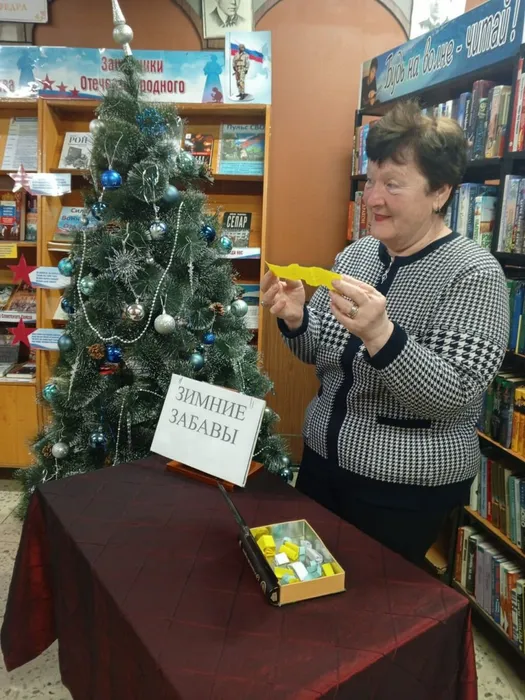 photo_5377495841863569192_y