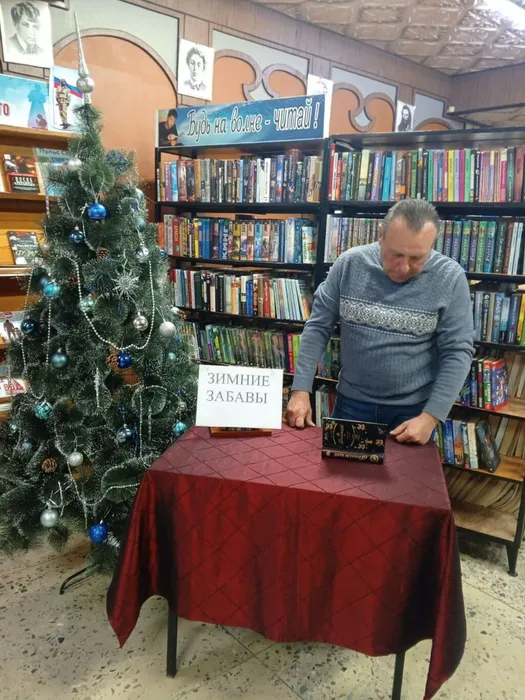 photo_5377495841863569189_y